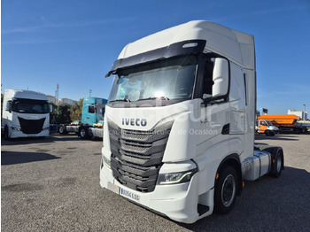 Sadulveok IVECO S-WAY