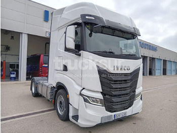 Sadulveok IVECO S-WAY