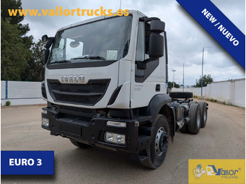 Veoauto IVECO Trakker