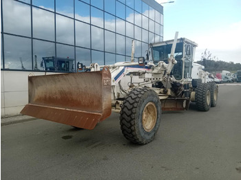 Teehöövel CATERPILLAR 12H