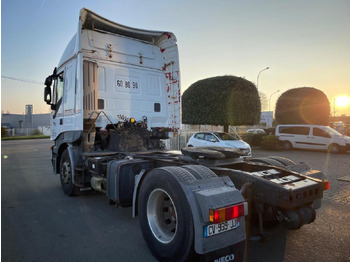 Sadulveok Iveco Stralis 560: pilt 2