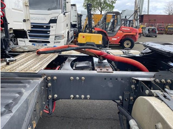 Sadulveok Volvo FMX 450: pilt 5