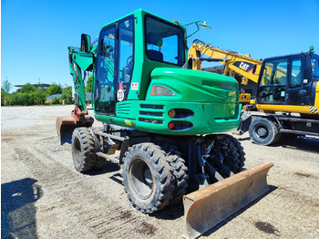 Ratastel ekskavaator TAKEUCHI