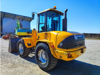 Rataslaadur VOLVO L45