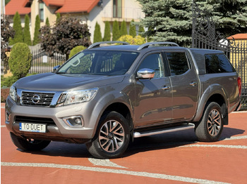 Pikap NISSAN Navara
