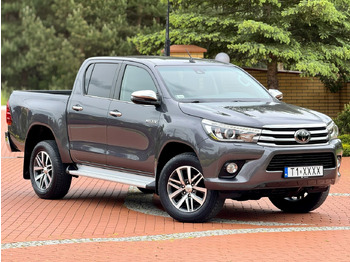 Pikap TOYOTA Hilux