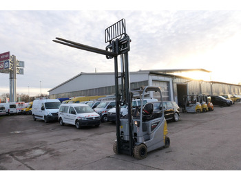 Veoautol põhinev kahveltõstuk STILL RX20