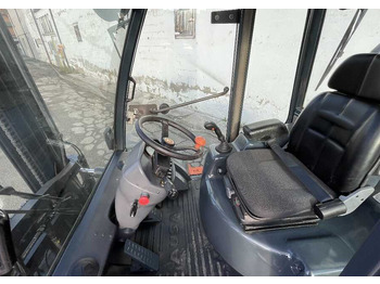 Ebatasasel maastikul kohanduv kahveltõstuk Ausa C 500 H X4: pilt 3
