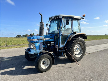 Traktor FORD