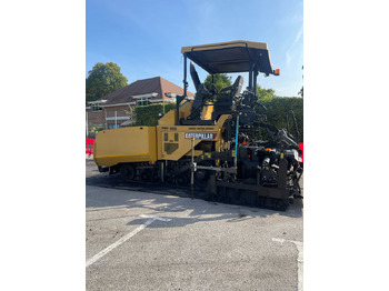Asfaldilaotur CATERPILLAR AP555F