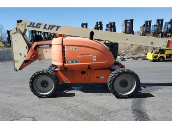 Teleskooprataslaadur JLG 600AJ: pilt 2