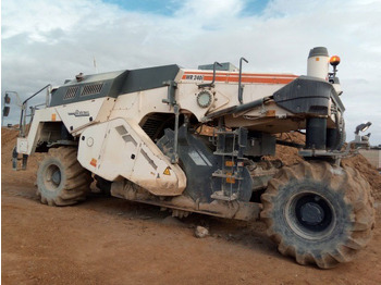 Pinnasetasandaja WIRTGEN