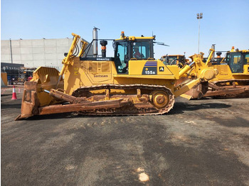 Buldooser KOMATSU D155