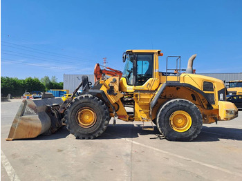 Rataslaadur VOLVO L180G