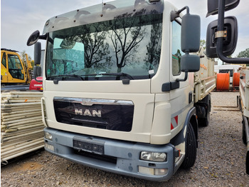 Kallurauto MAN TGL 8.220