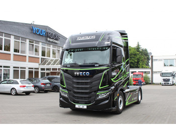 Sadulveok IVECO S-WAY