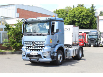 Sadulveok MERCEDES-BENZ Arocs 1848