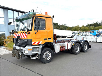 Kabiinišassiiga veoauto MERCEDES-BENZ Actros 3340