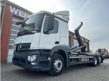 Konkstõstukiga veoauto MERCEDES-BENZ Actros 2543
