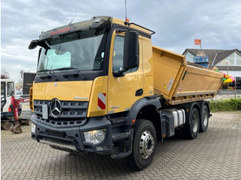 Kallurauto MERCEDES-BENZ Arocs 2643