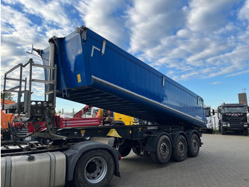 Kallur-poolhaagis SCHMITZ SKI