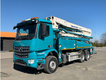 Betoonipump MERCEDES-BENZ Arocs 2636