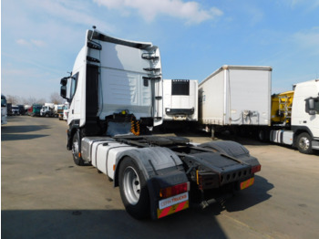 Sadulveok Iveco As440s48t: pilt 4