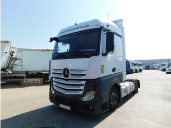 Sadulveok MERCEDES-BENZ Actros 1842