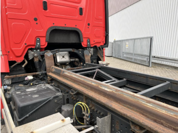 Kabiinišassiiga veoauto Mercedes-Benz Actros 2645 6x2 Actros 2645 6x2, Retarder, Liftachse, AWL, Hiab LBW: pilt 3