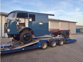 Treilerveoauto MERCEDES-BENZ LP 710