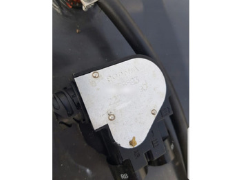 Uus Kütusepaak - Veoauto Scania BRAND NEW 200 dm3 2371388 Scania: pilt 2 Uus Kütusepaak - Veoauto Scania BRAND NEW 200 dm3 2371388 Scania: pilt 2