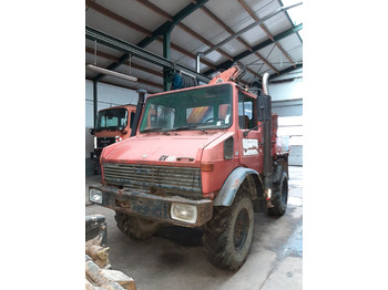 Kraanaga veoauto UNIMOG