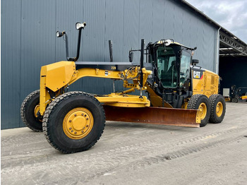 Teehöövel CATERPILLAR 140M