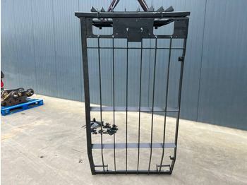 Kabiin ja interjöör CATERPILLAR