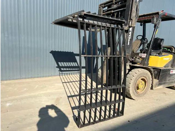 Kabiin ja interjöör CATERPILLAR