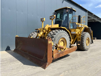 Buldooser CATERPILLAR