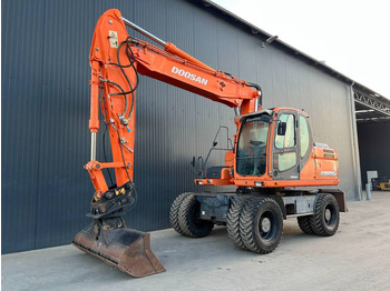 Ratastel ekskavaator DOOSAN DX170W