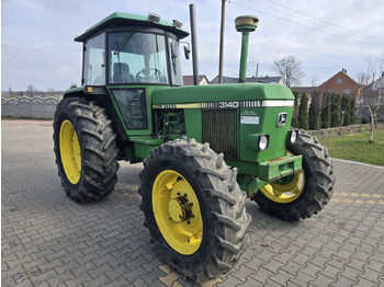 Traktor JOHN DEERE 40 Series