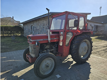 Traktor MASSEY FERGUSON 100 series