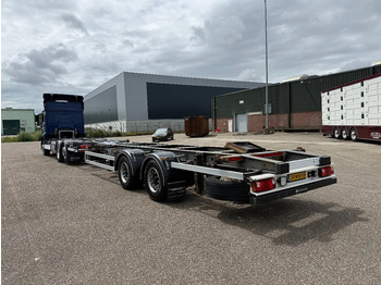 Konteinerveduk/ Tõstukiga veoauto Mercedes-Benz Actros Actros 2736 6X2 BDF Komplett mit 2016 BDF Anhanger Top Zustand: pilt 3