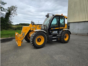 Teleskooplaadur JCB