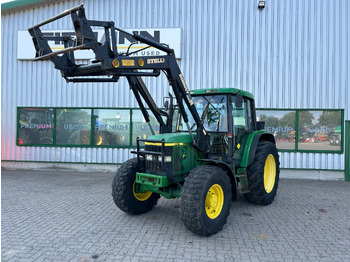 Traktor JOHN DEERE 6110