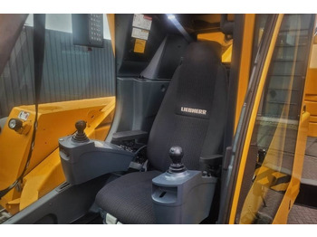 Liebherr LTM1070-4.2 Dutch Vehicle Registration, Valid Insp  liising Liebherr LTM1070-4.2 Dutch Vehicle Registration, Valid Insp: pilt 4