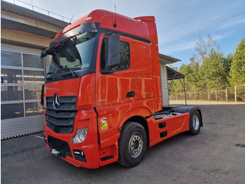 Sadulveok MERCEDES-BENZ Actros 1845