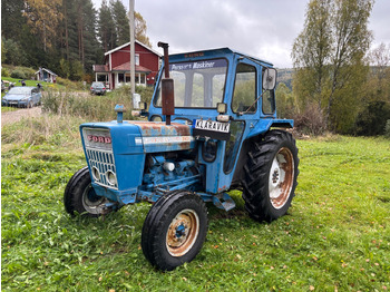 Traktor FORD