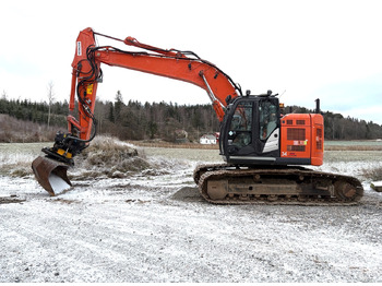 Ekskavaator HITACHI ZX225USLC-6
