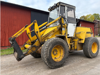 Rataslaadur JCB