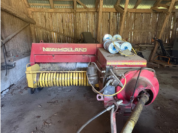 Heinapress, ümmargune NEW HOLLAND