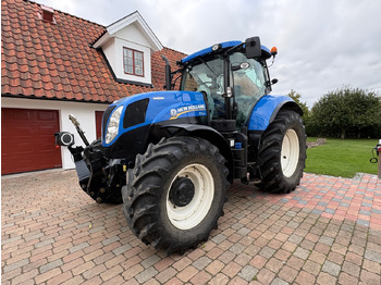Traktor NEW HOLLAND T7.210