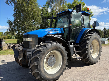 Traktor NEW HOLLAND TM